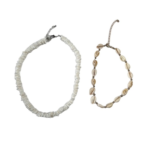New In Box 2 in 1 Puka Chip & Cowrie Shell Necklaces - Picture 3 of 6